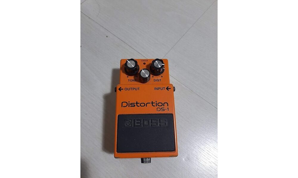 Pedal De Efeito Para Guitarra Ds-1 Distortion Boss