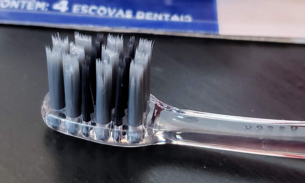 Escova Dental Oral-B Purification Gold Collection