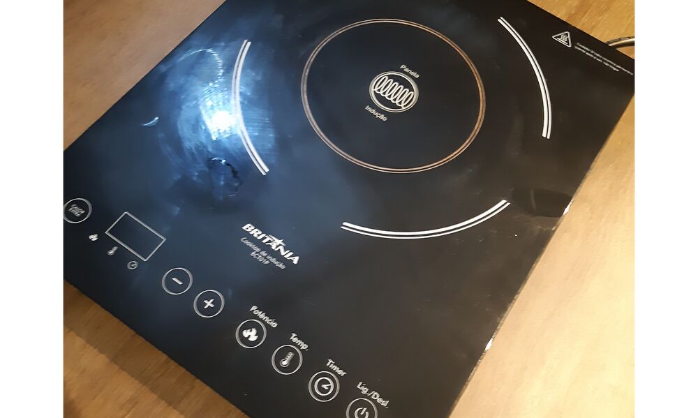 Cooktop de Indução 1 queimador Britânia preto BCT01 127V