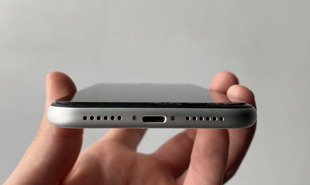 Iphone XR - 64GB - Branco