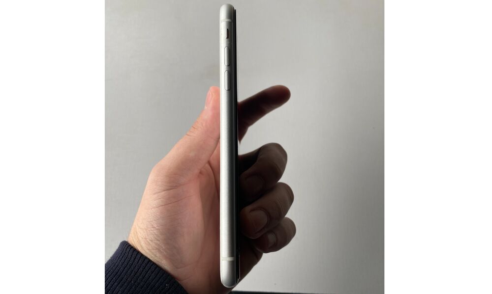 Iphone XR - 64GB - Branco